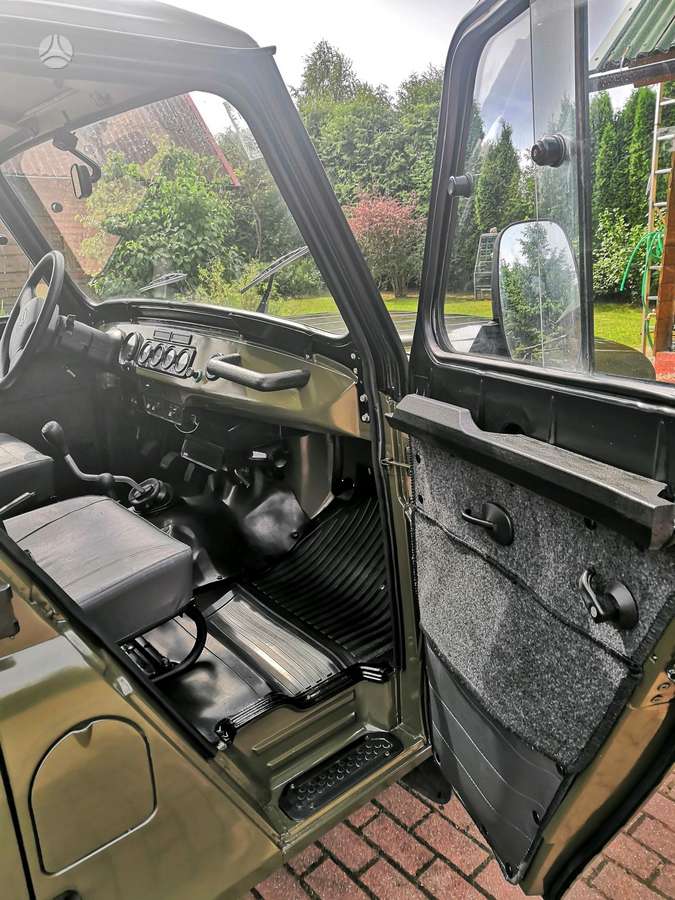 UAZ Hunter, 2.7 l., off-road / crossover