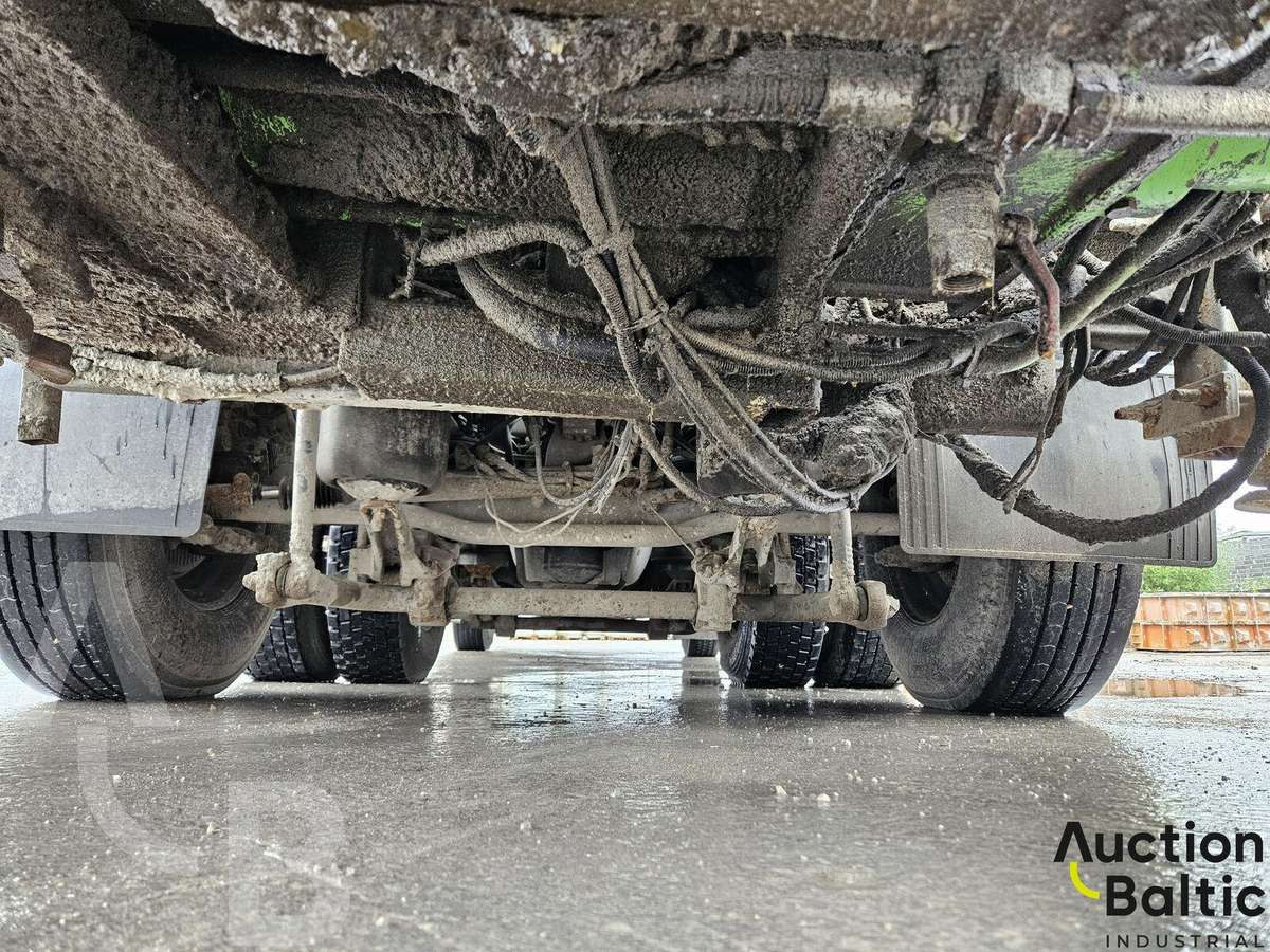 Volvo FM 9, concrete pump