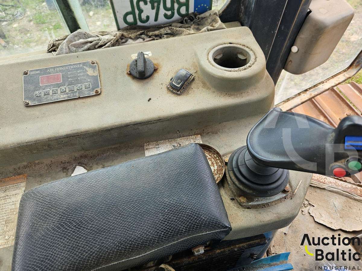 Shantui SD 13YS, бульдозеры