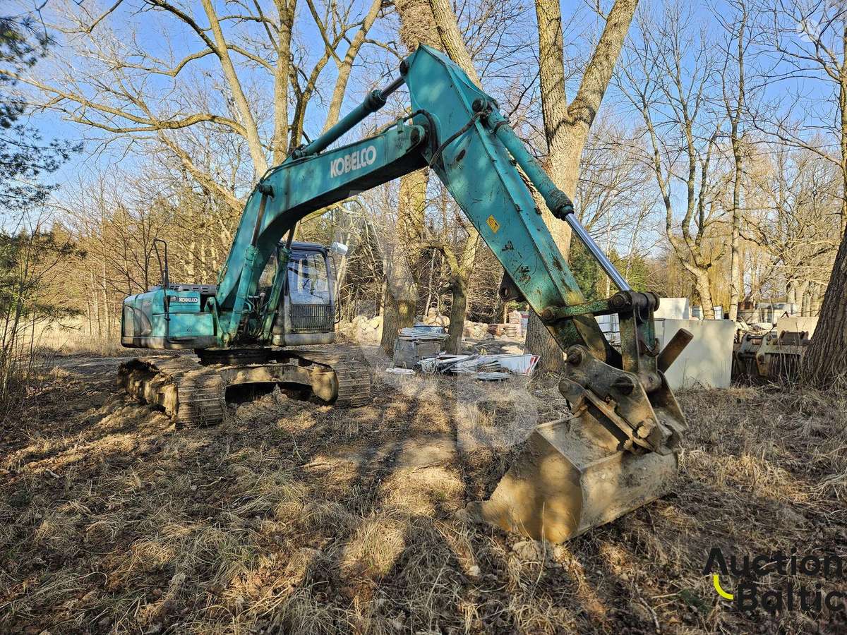 Kobelco SK 210 LC-8, crane