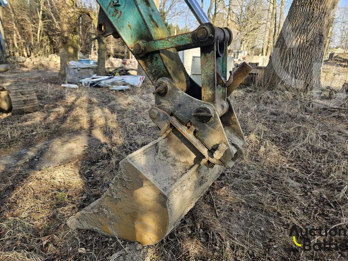 Kobelco SK 210 LC-8, crane