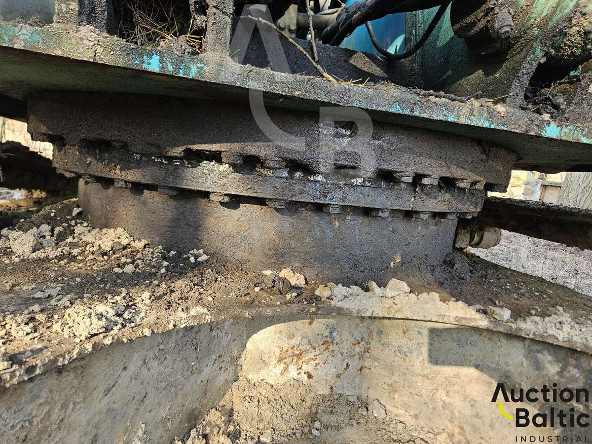 Kobelco SK 210 LC-8, crane