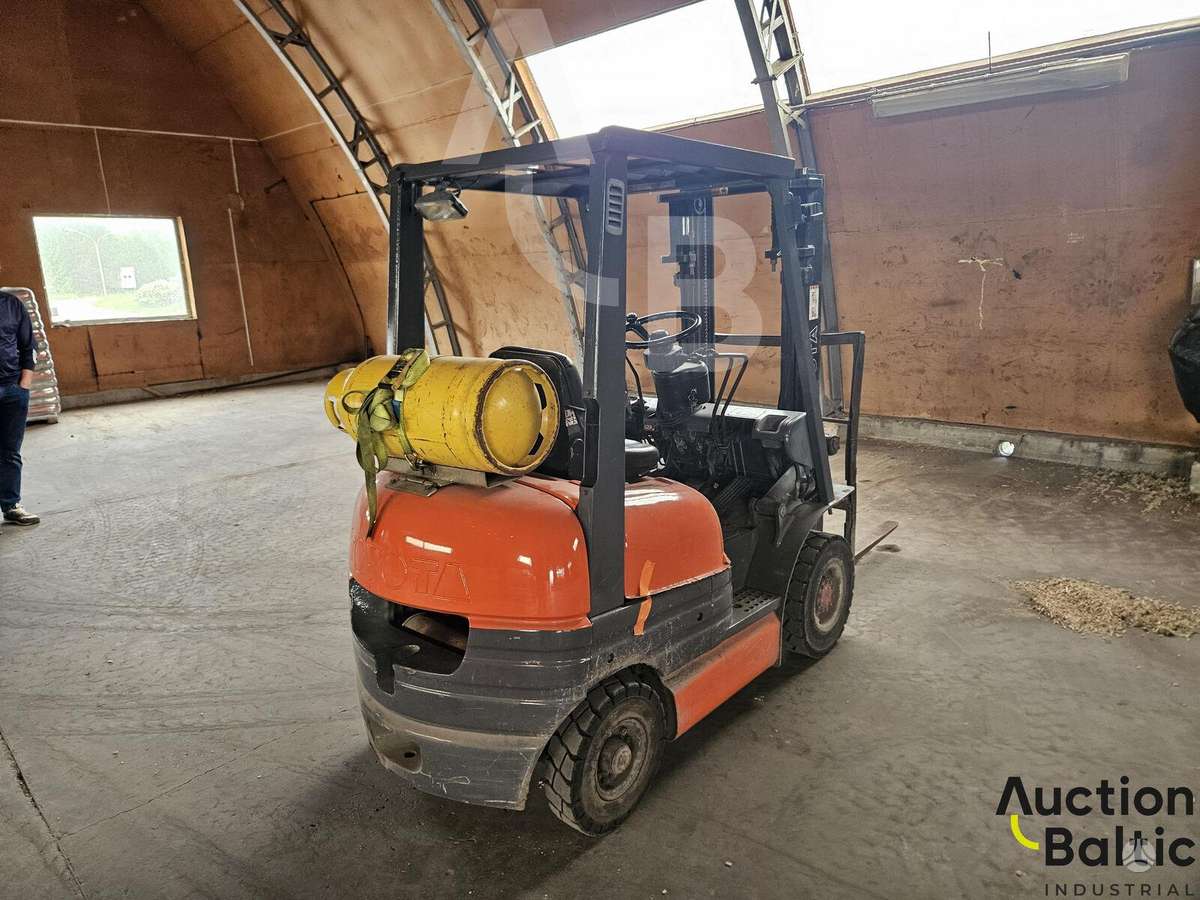 Toyota 02-6FGL15, forklifts