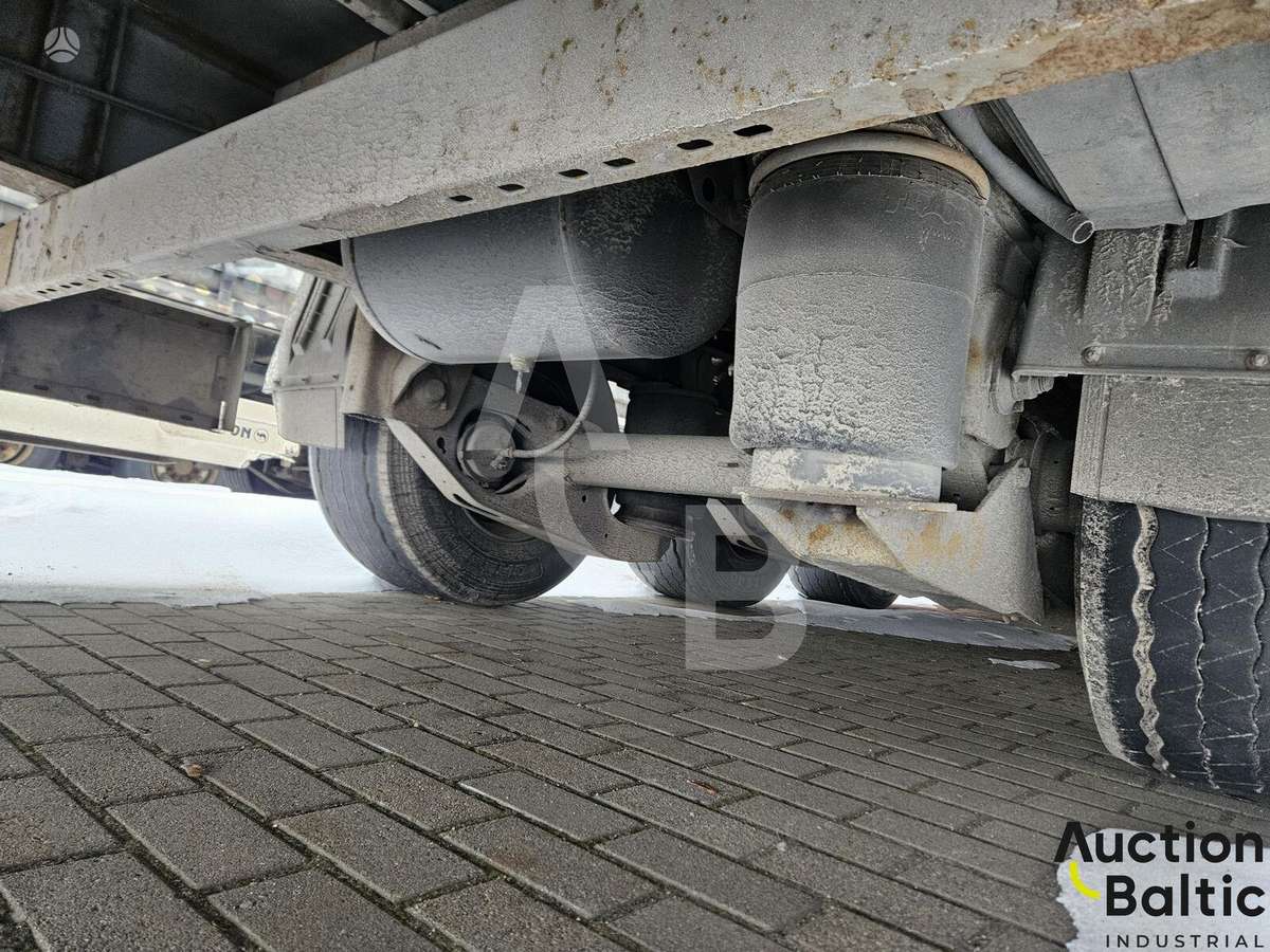 Krone SD, užuolaidinės / tentinės