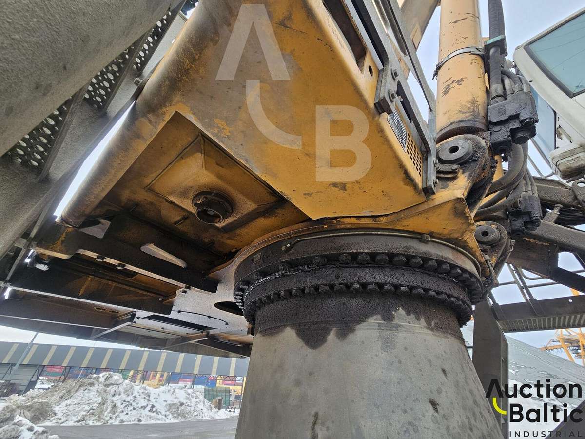 Liebherr A 944 C HD Litronic, экскаваторы