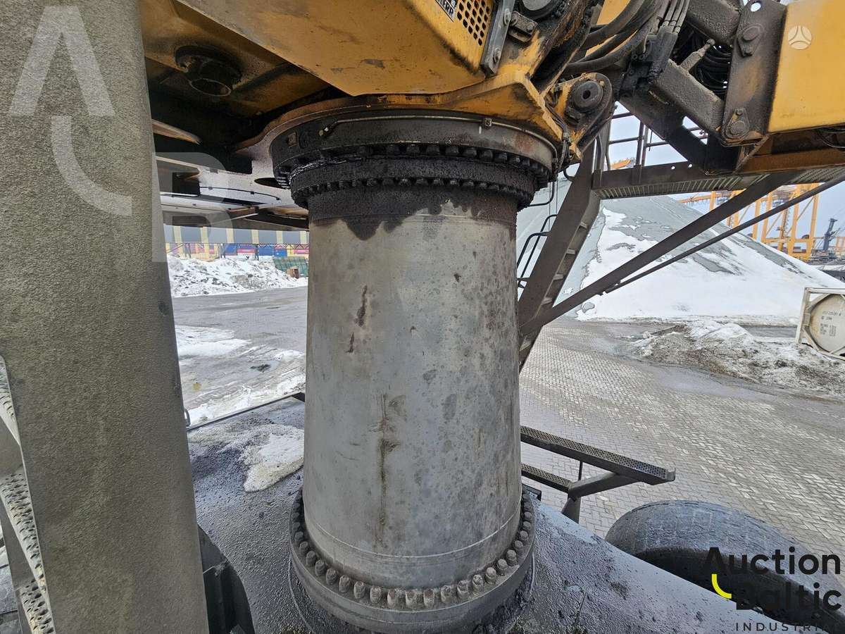 Liebherr A 944 C HD Litronic, экскаваторы