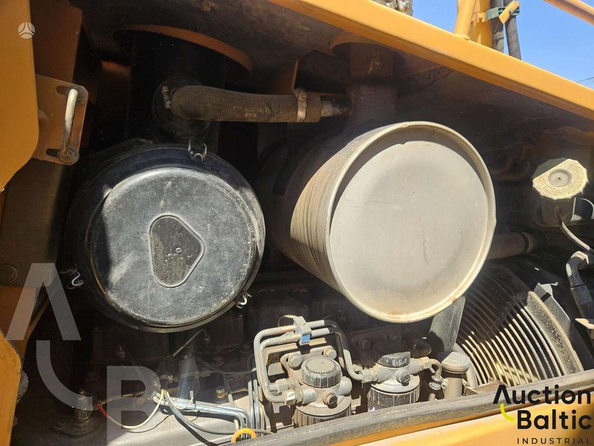 Liebherr PR 712 BM, бульдозеры