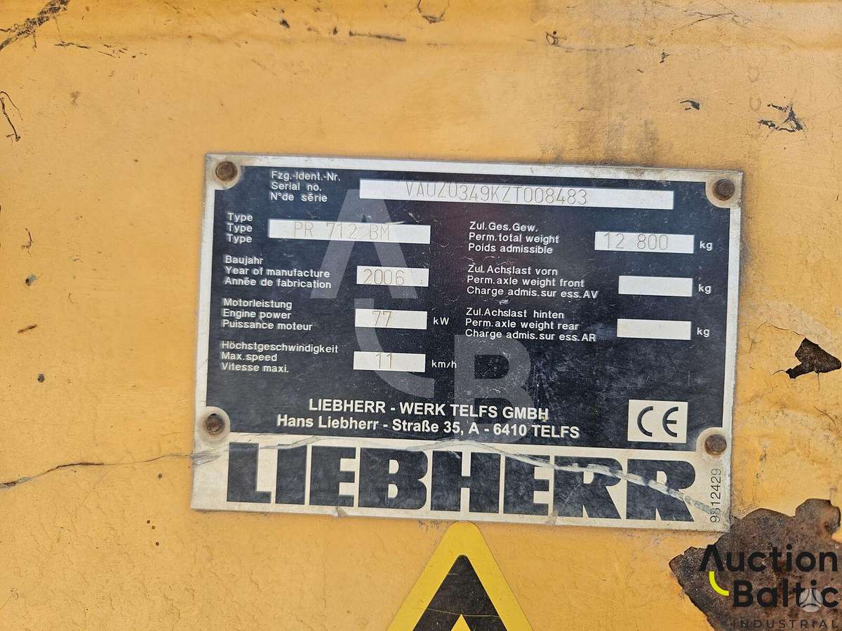Liebherr PR 712 BM, bulldozer