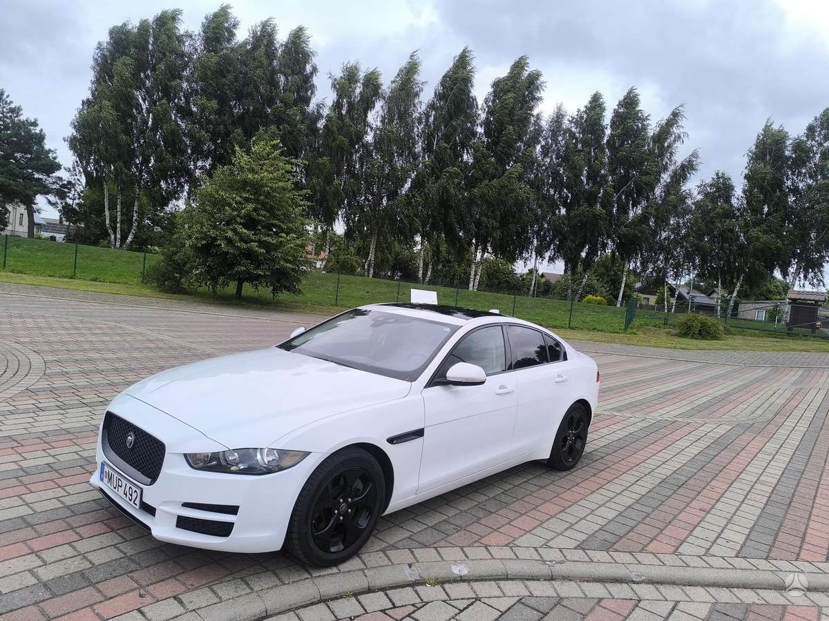 Jaguar XE, 2.0 l., Седан