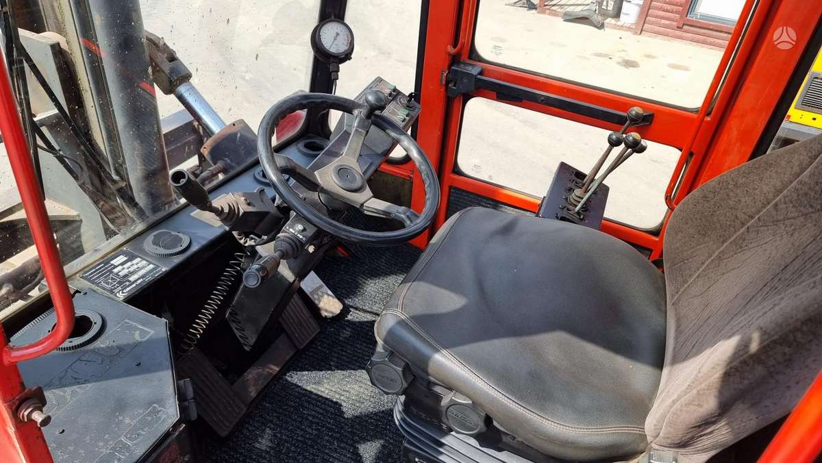 Kalmar DC 16-900, forklifts