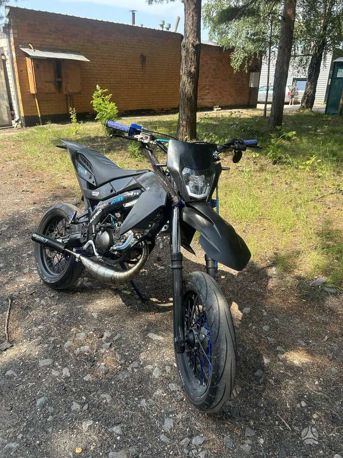 Derbi Senda 49cc, supermoto
