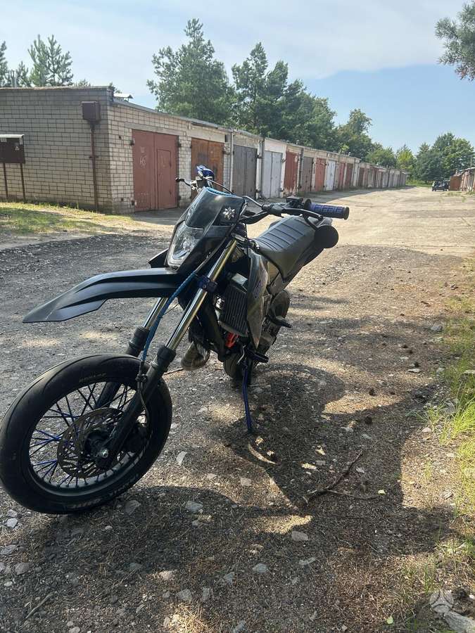 Derbi Senda 49cc, supermoto