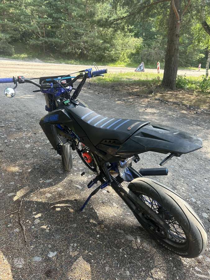 Derbi Senda 49cc, supermoto