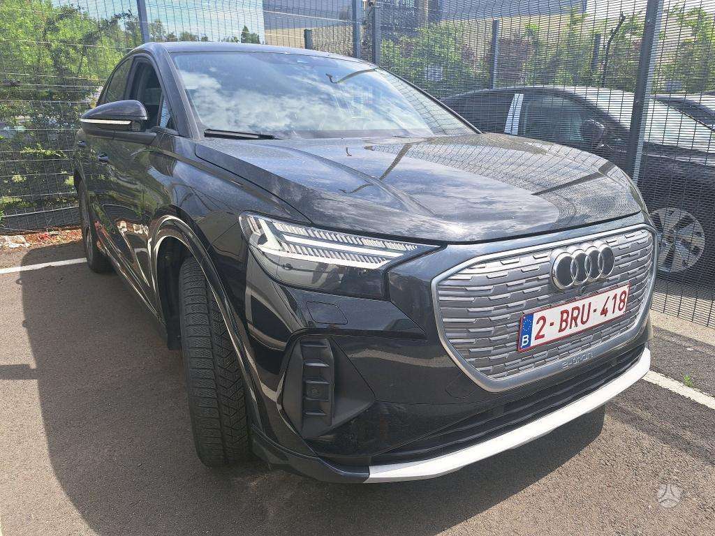 Audi Q4 e-tron, 82 kWh, off-road / crossover