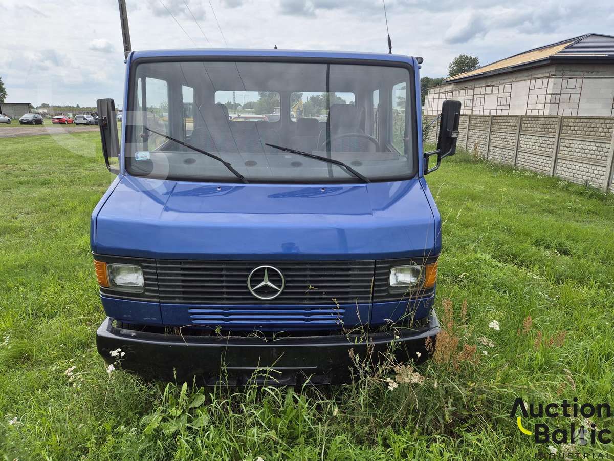 Mercedes-Benz 609 D, бортовые