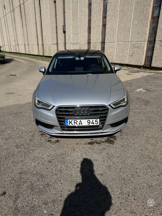 Audi A3, 1.8 l., Седан