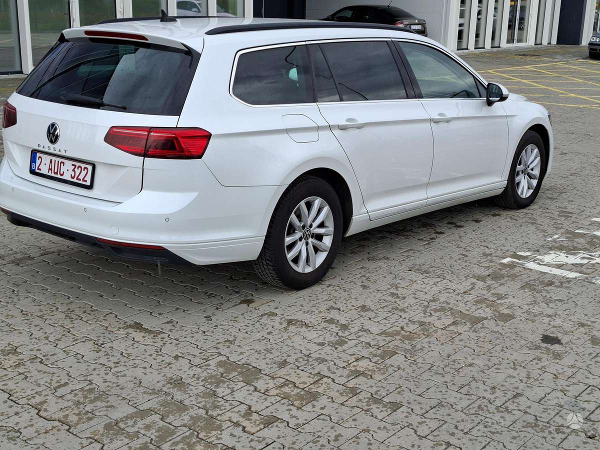 Volkswagen Passat - 5