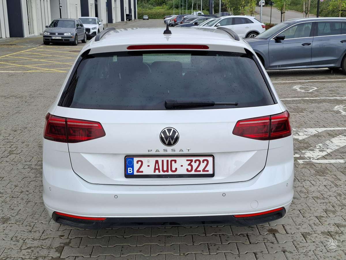 Volkswagen Passat - 6