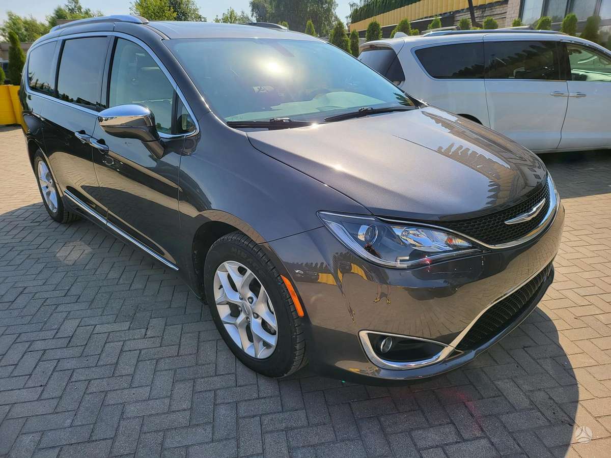Chrysler Pacifica, 3.6 l., Универсал
