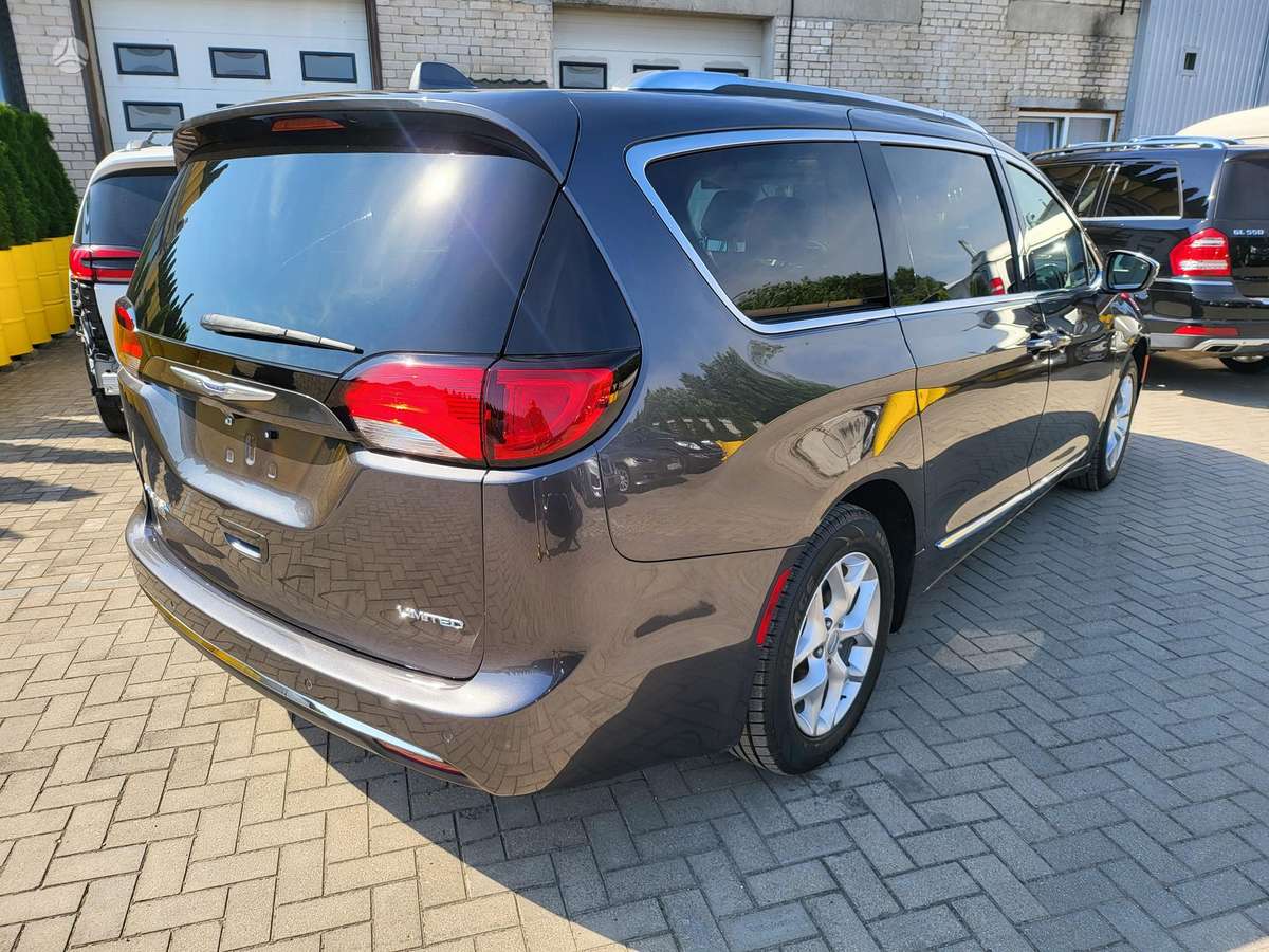 Chrysler Pacifica, 3.6 l., Универсал