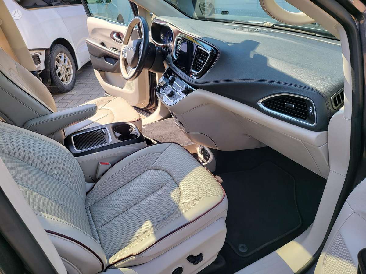 Chrysler Pacifica, 3.6 l., Универсал