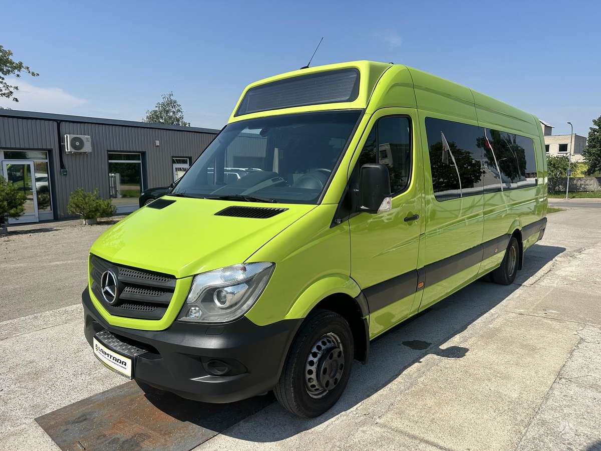 Mercedes-Benz Sprinter, passenger minibus