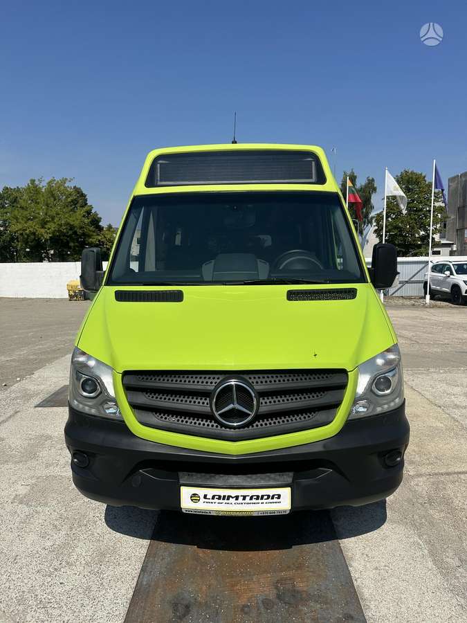 Mercedes-Benz Sprinter, passenger minibus