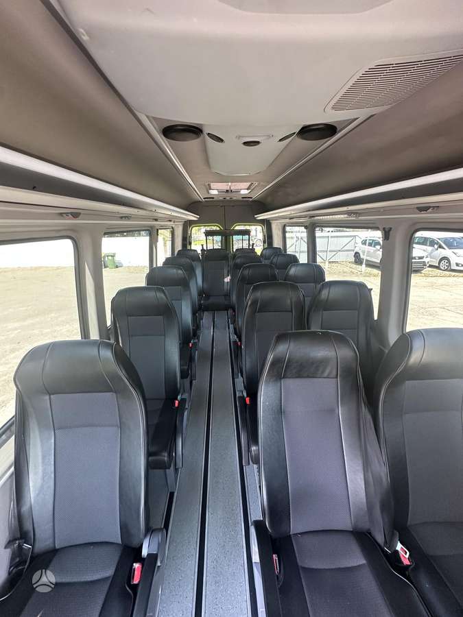 Mercedes-Benz Sprinter, passenger minibus