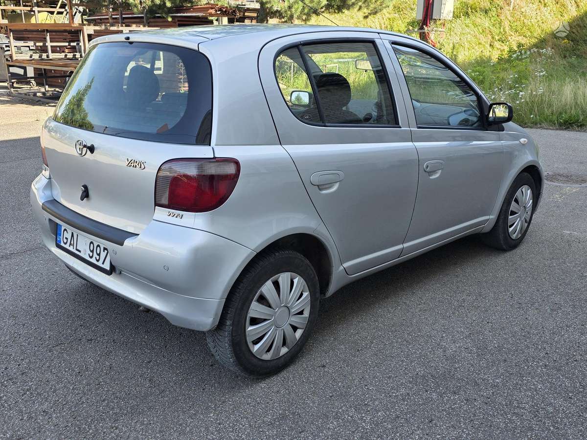 Toyota Yaris - 6