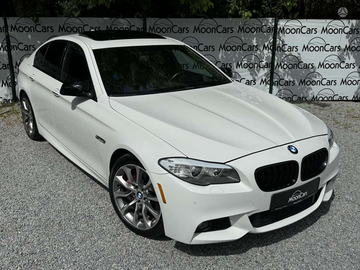 BMW 550, 4.4 l., Седан
