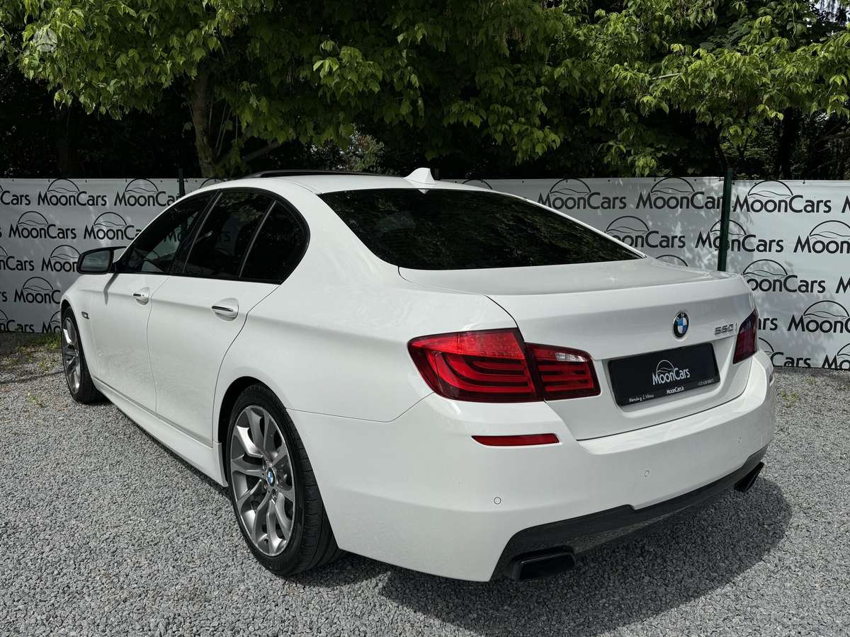 BMW 550, 4.4 l., Седан