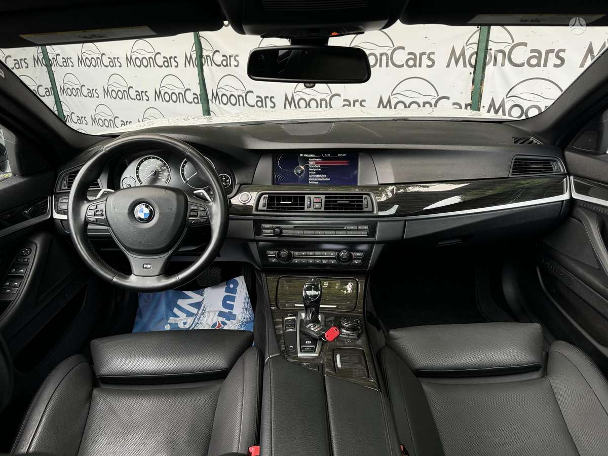 BMW 550, 4.4 l., Седан
