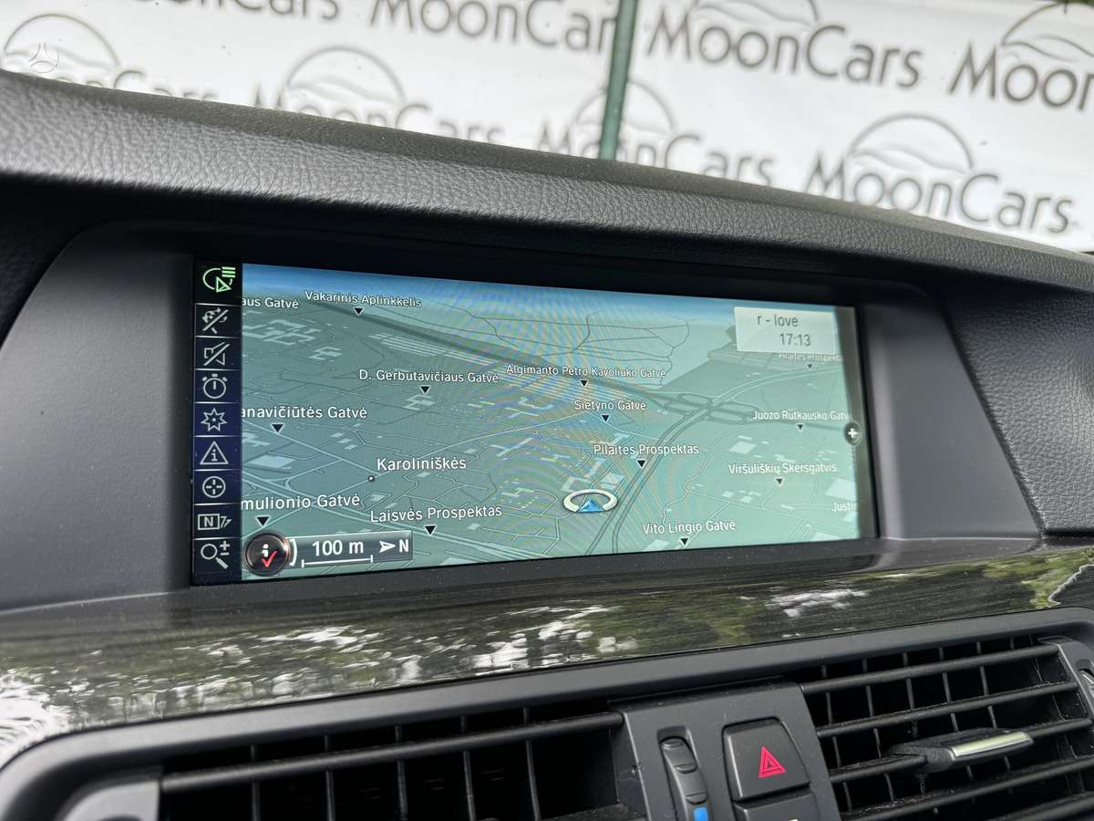 BMW 550, 4.4 l., Седан