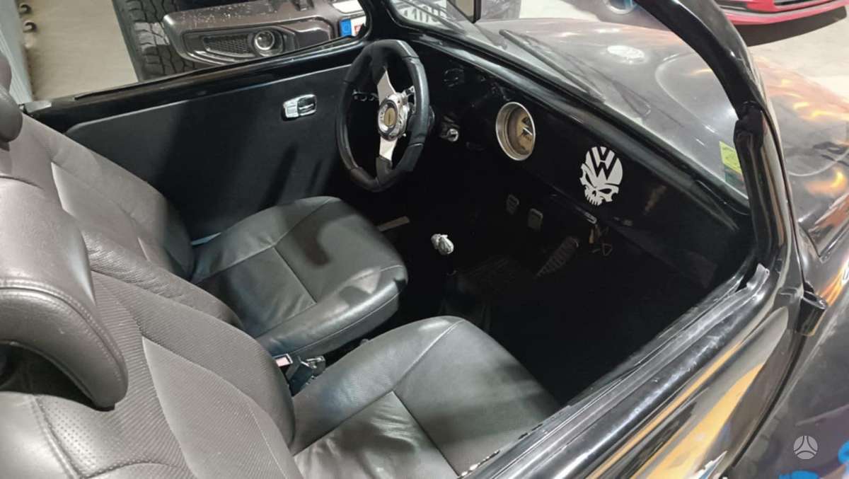 Volkswagen Beetle - 5