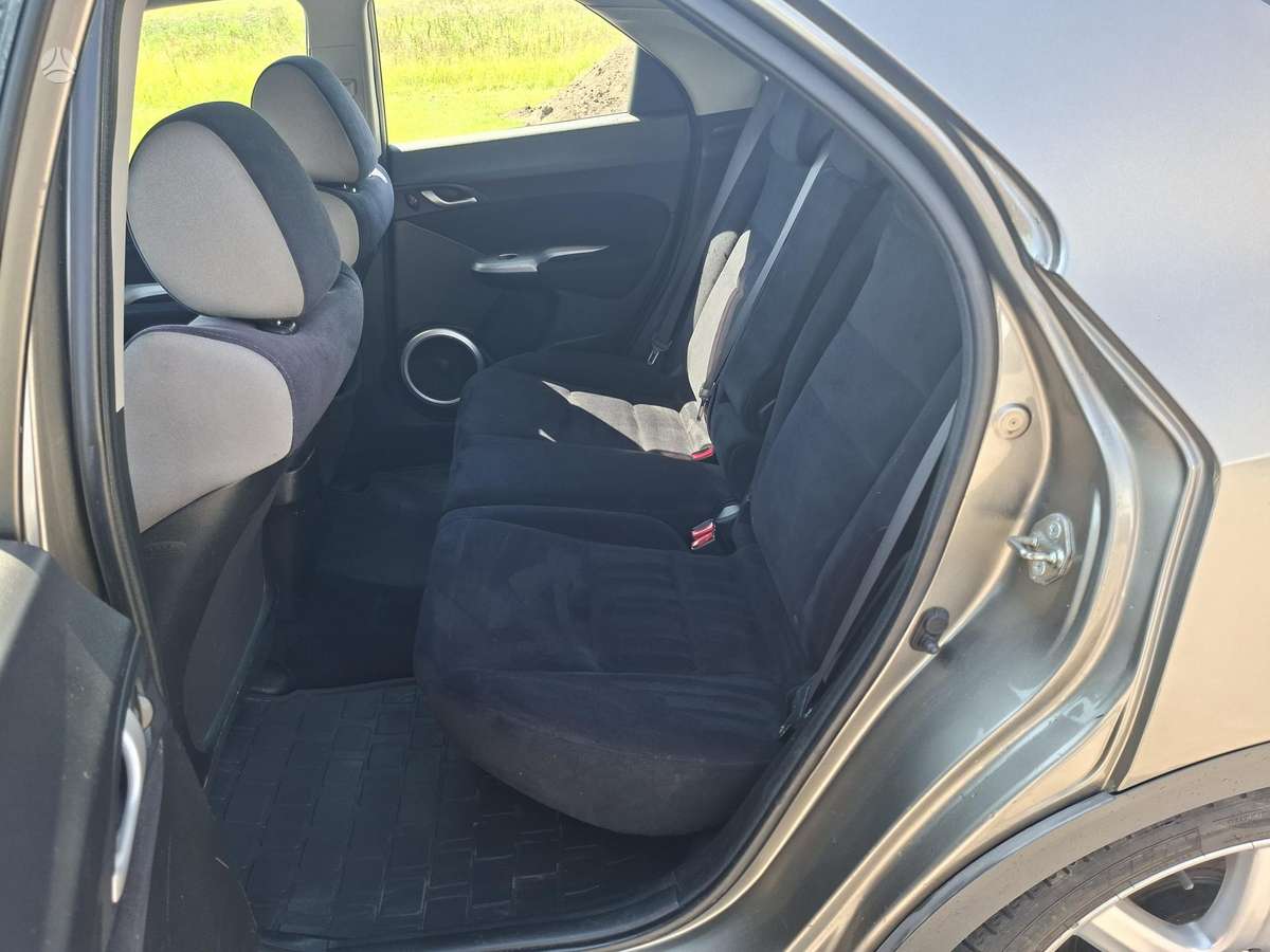 Honda Civic, 1.8 l., hatchback