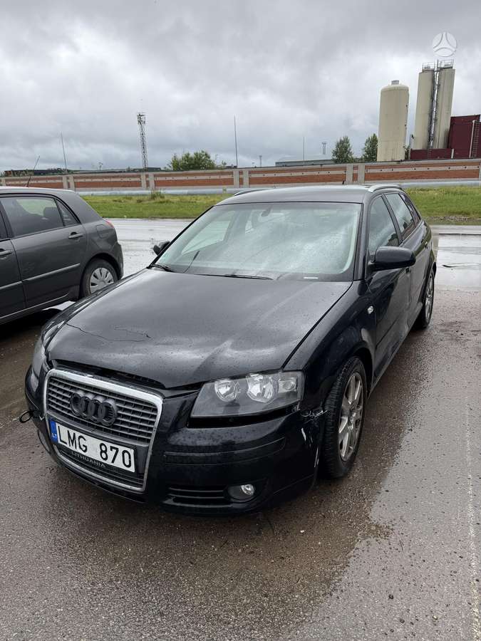 Audi A3, 1.8 l., hatchback