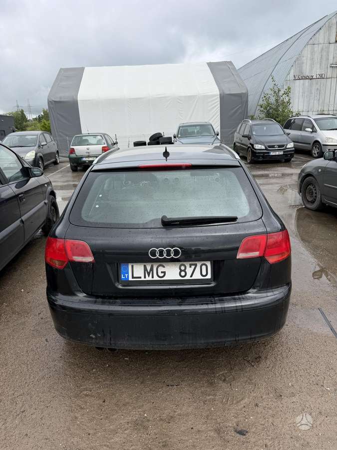 Audi A3, 1.8 l., hatchback