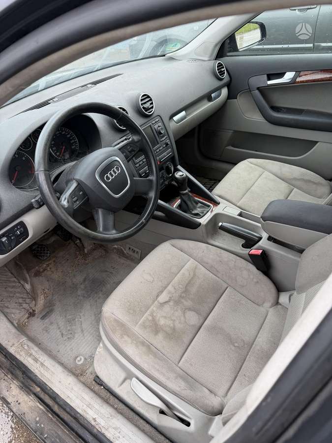 Audi A3, 1.8 l., Хэтчбек