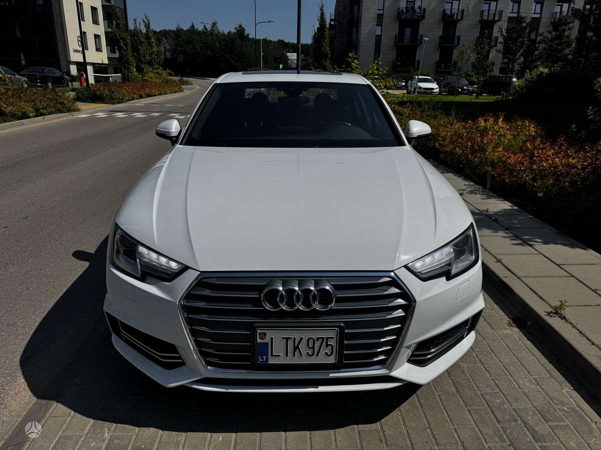 Audi A4, 2.0 l., Седан