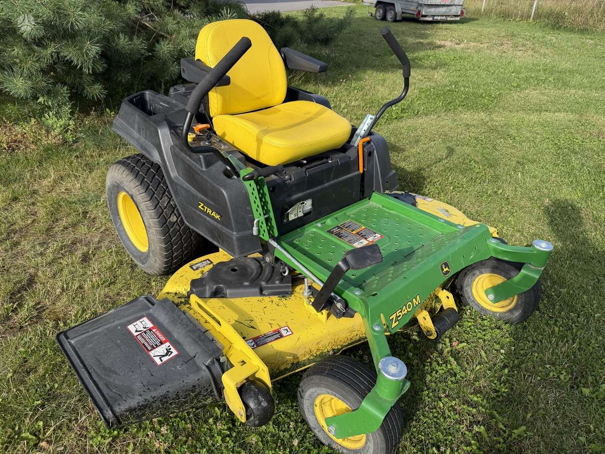John Deere Z535m, garden tractors