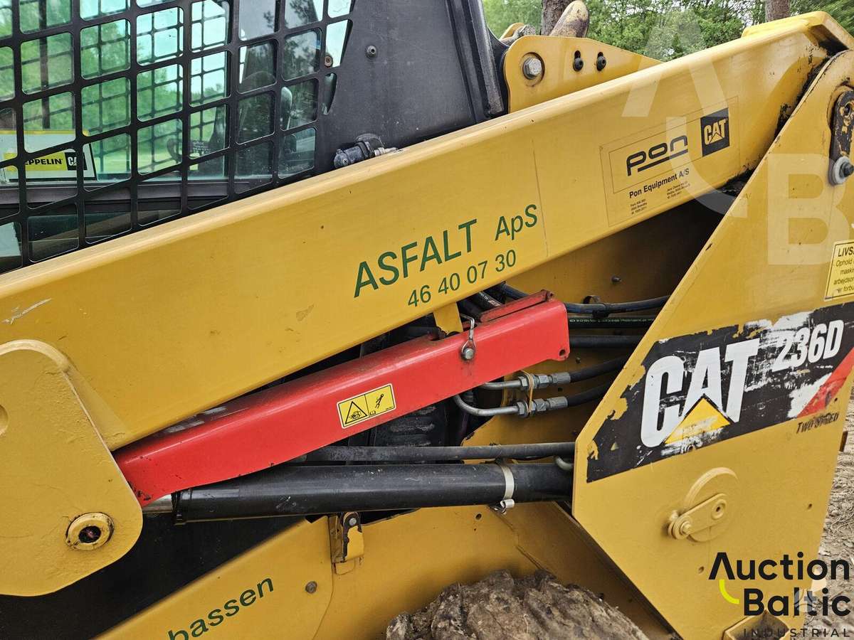 Caterpillar 236 D, mini loaders