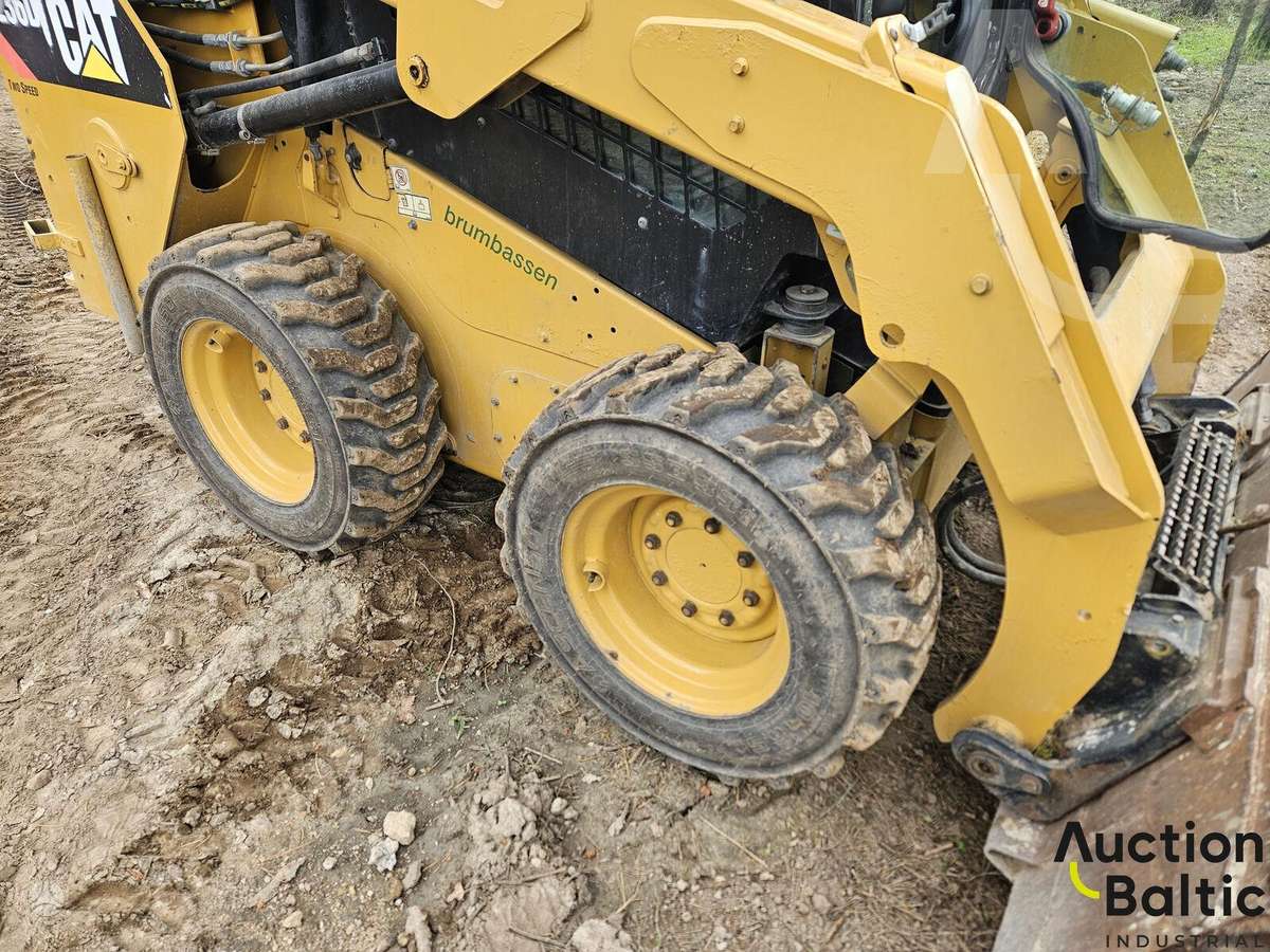 Caterpillar 236 D, мини-погрузчики