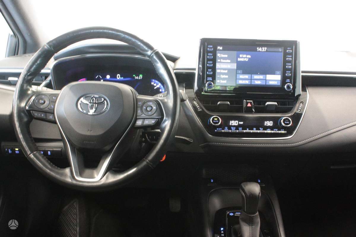 Toyota Corolla, 1.2 l., Универсал