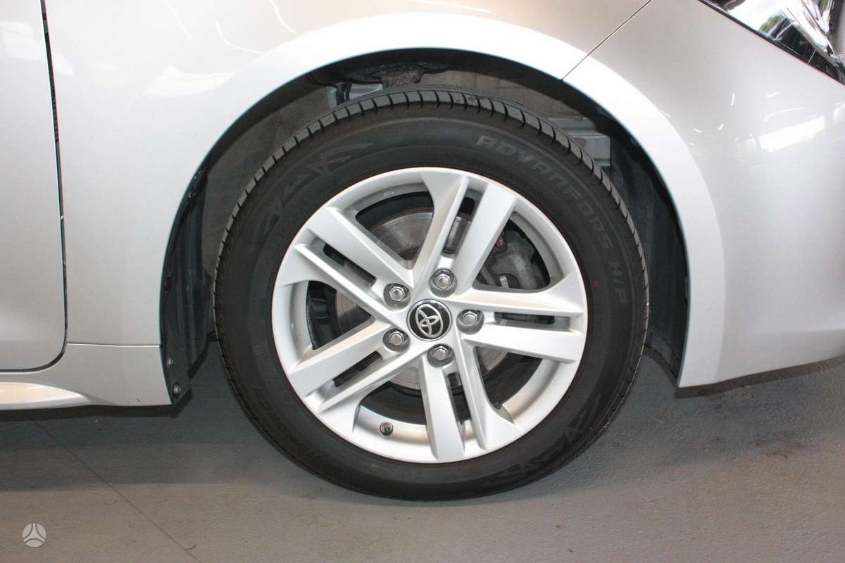 Toyota Corolla, 1.2 l., Универсал