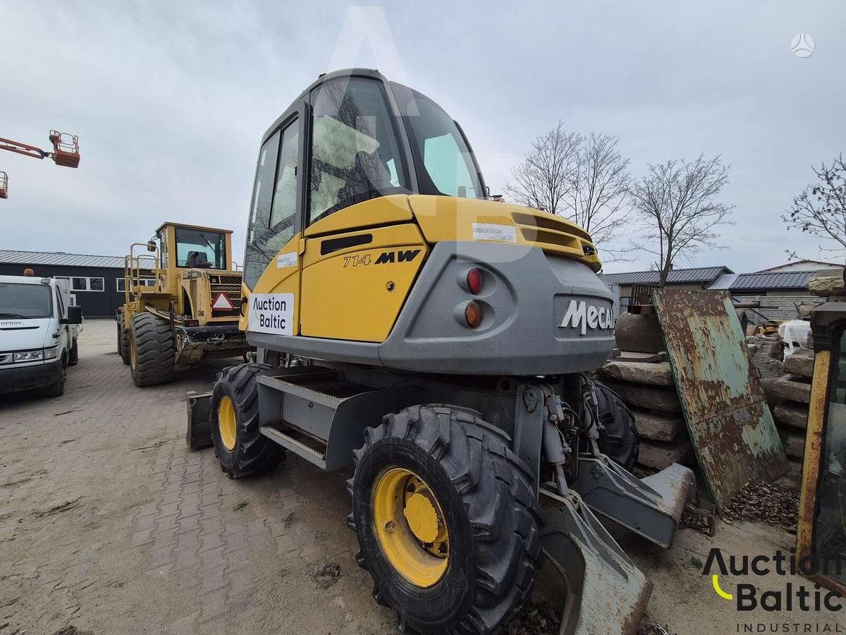 Mecalac 714 MW, экскаваторы