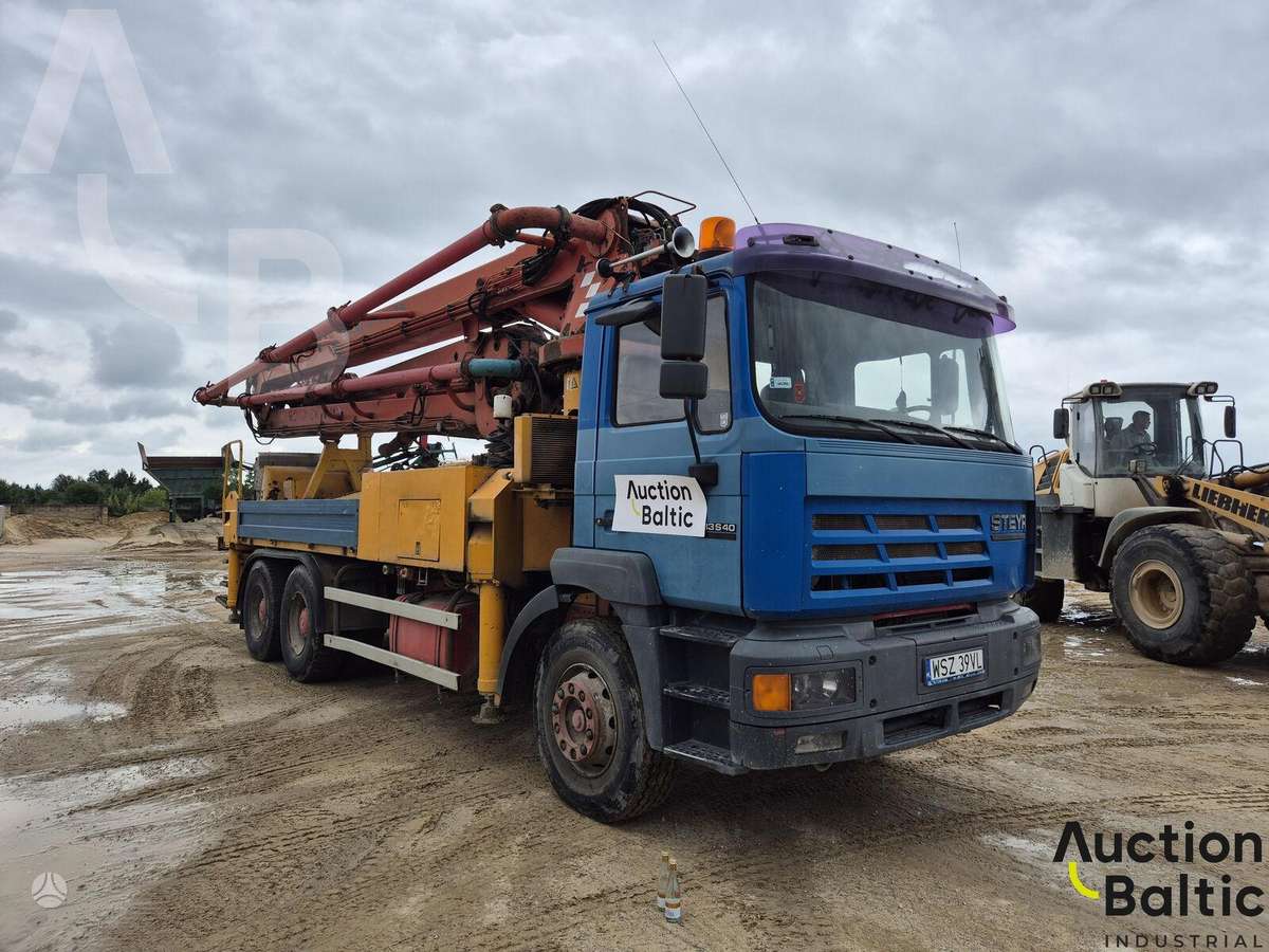 -Kita- 33S40, concrete pump