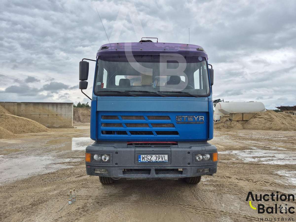 -Kita- 33S40, concrete pump