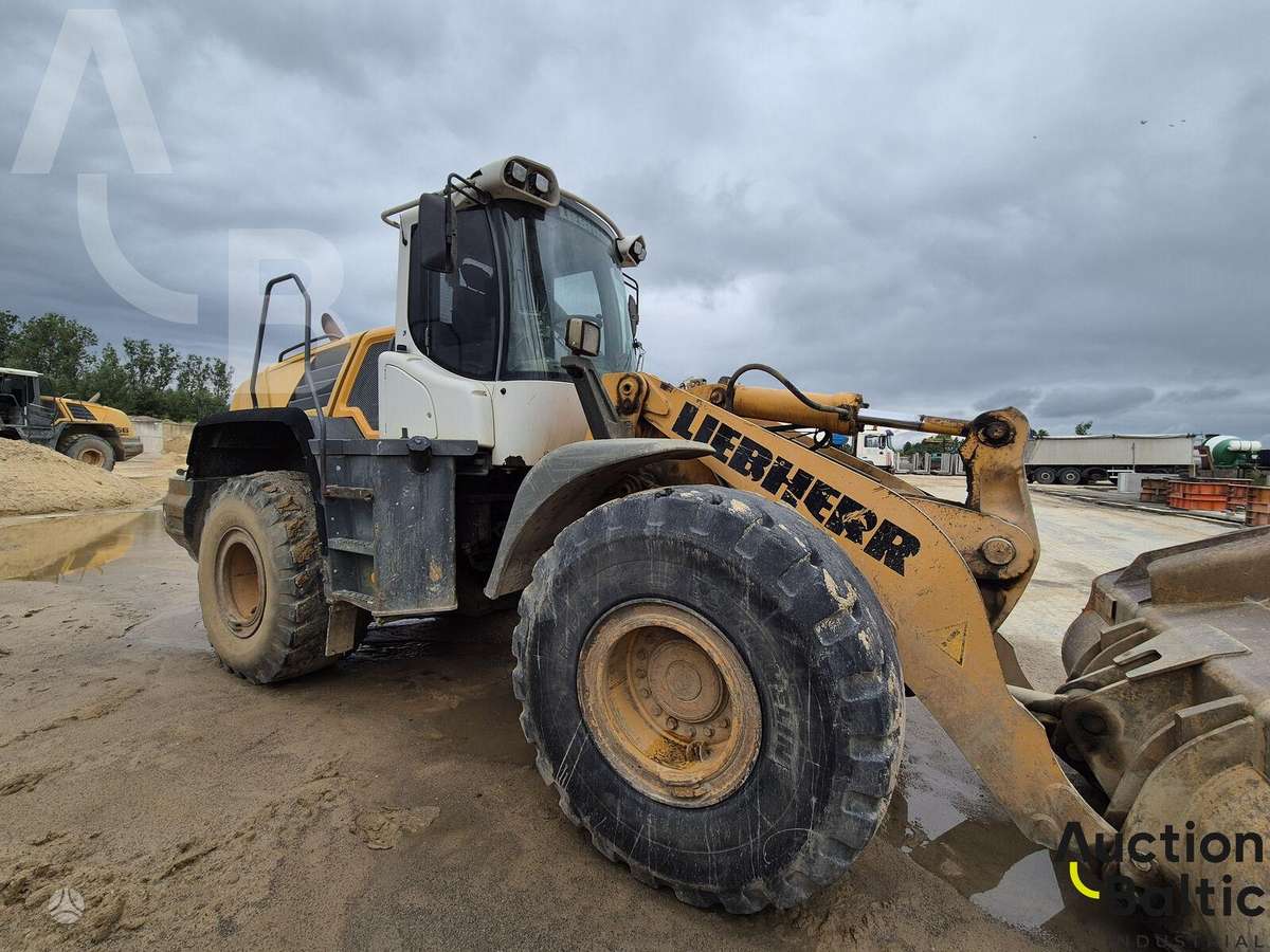 Liebherr L 556, frontal loader