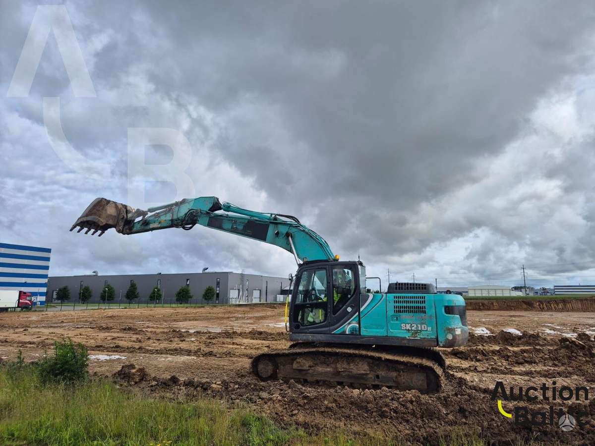 Kobelco SK 210 LC-10, экскаваторы