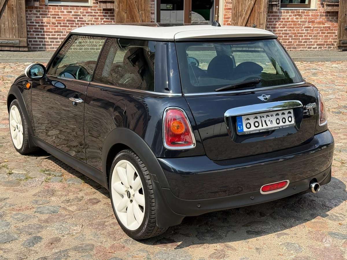 Mini Cooper, 1.6 l., coupe
